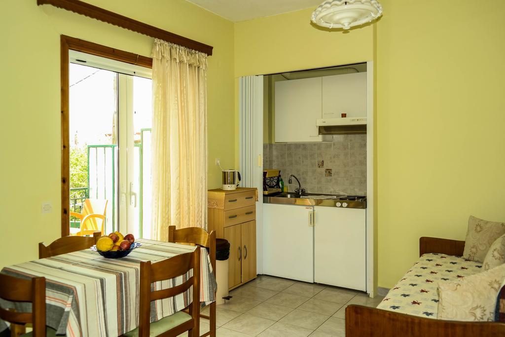 Maistreli Hotel Apartments Stoúpa Camera foto