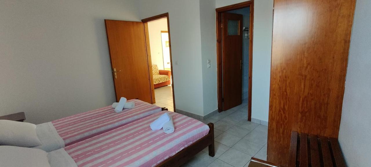 Maistreli Hotel Apartments Stoúpa Esterno foto