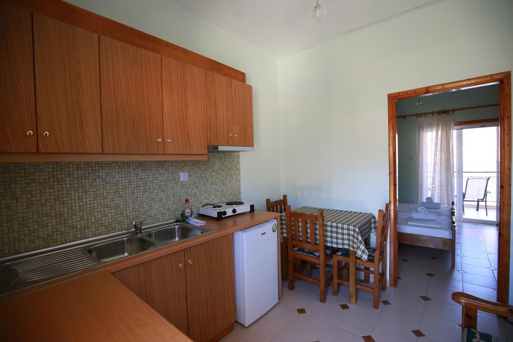 Maistreli Hotel Apartments Stoúpa Esterno foto